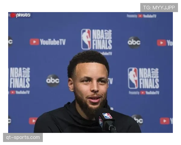 勇士队斯蒂芬·库里个人品牌媒体公司制作季后赛前瞻节目,将在苹果播客与YouTube同步上线。 勇士队斯蒂芬·库里个人品牌媒体公司制作季后赛前瞻节目,将在苹果播客与YouTube同步上线。